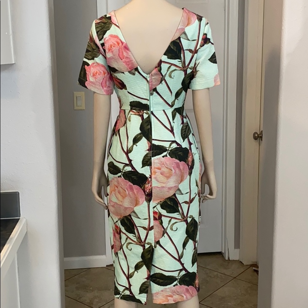 ASOS mint green, textured pink floral short sleeve, wiggle dress, size 2 - Picture 3 of 6